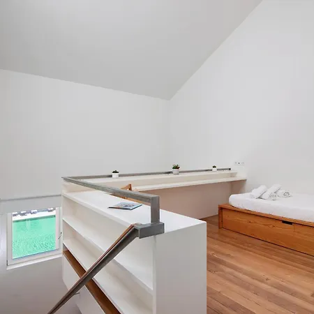 Апартаменты Architect Luxury Ancient Triplex Ba *