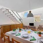 Architect Luxury Ancient Triplex Ba Ταβίρα