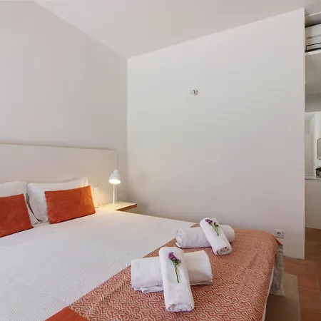 Architect Luxury Ancient Triplex Ba Tavira